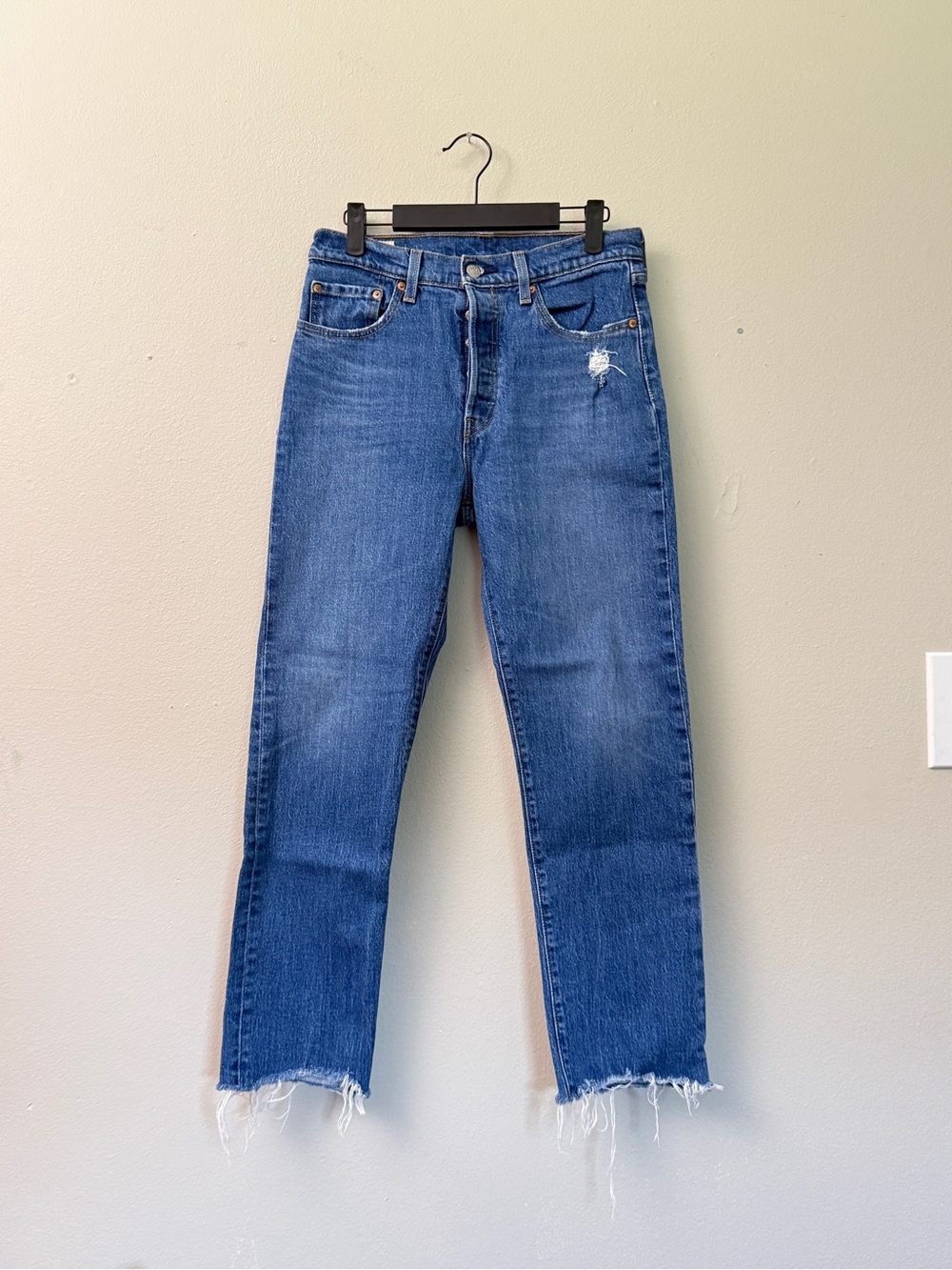 Levi's 501 Original Straight Leg Cropped Raw Hem Jeans 28x 28